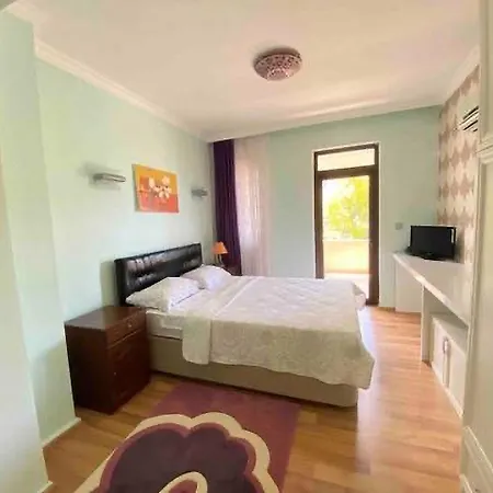 A House With An Amazing View In Oeluedeniz Apartamento Fethiye