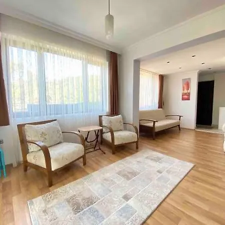 아파트 A House With An Amazing View In Oeluedeniz